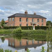 Laurel House